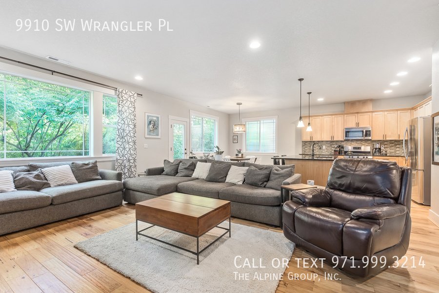 💘 Valentine’s Day Special! 🌼 Beautiful Corner-Lot Home – Bright, Airy & Inviting + Dinner on Us! property image