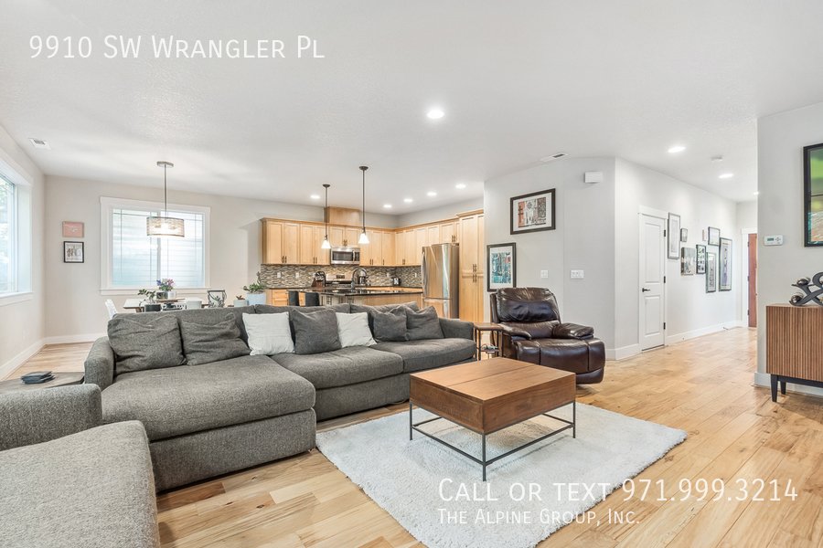 💘 Valentine’s Day Special! 🌼 Beautiful Corner-Lot Home – Bright, Airy & Inviting + Dinner on Us! property image