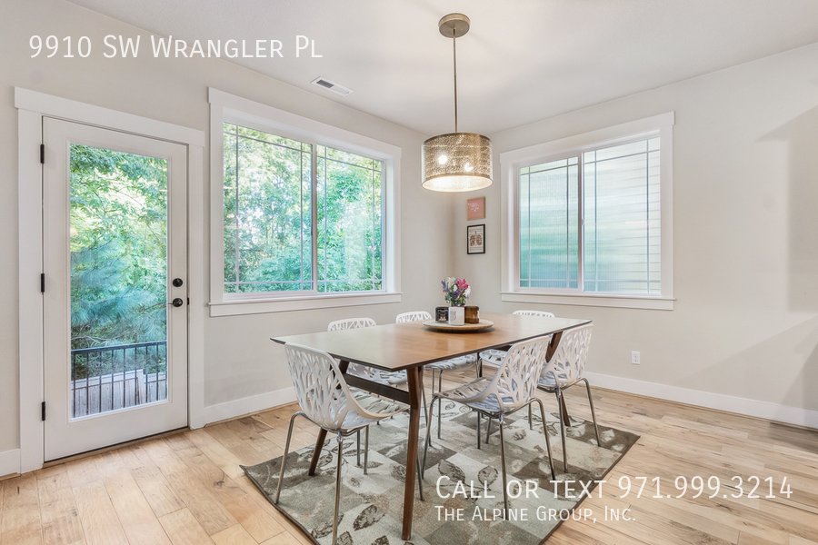 💘 Valentine’s Day Special! 🌼 Beautiful Corner-Lot Home – Bright, Airy & Inviting + Dinner on Us! property image