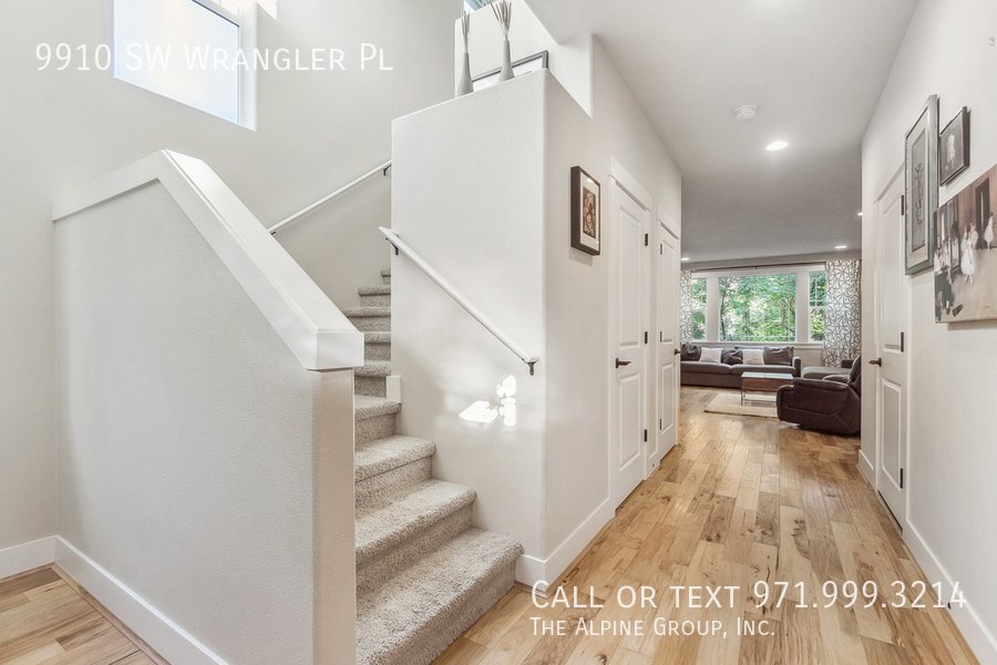 💘 Valentine’s Day Special! 🌼 Beautiful Corner-Lot Home – Bright, Airy & Inviting + Dinner on Us! property image