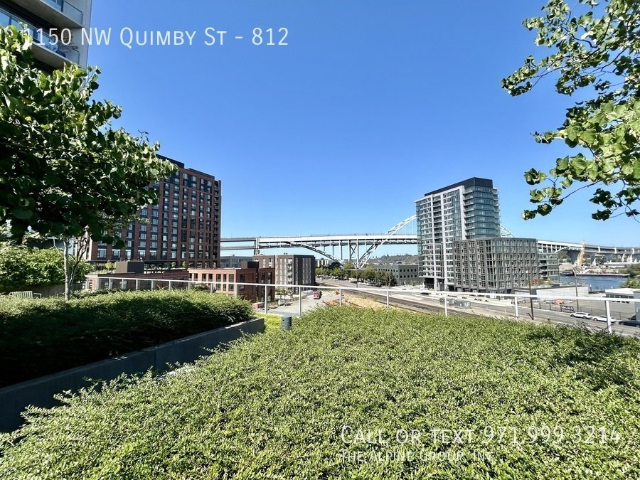 🌆 North Pearl Views Made Sweeter 💝 Valentine’s Day Move-In Special property image