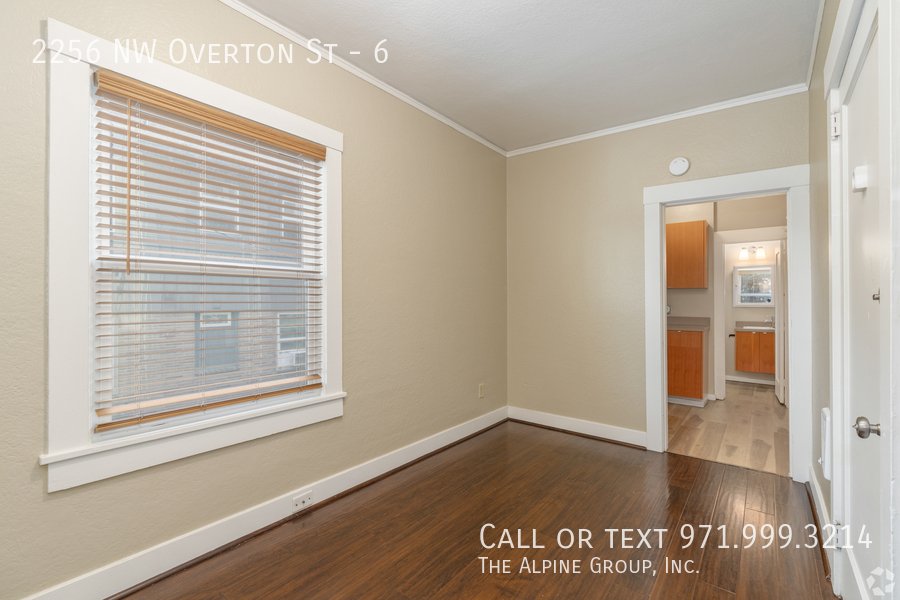 💘 Valentine’s Day Special! Studio Living on NW 23rd – Move-In Before 2/14 property image