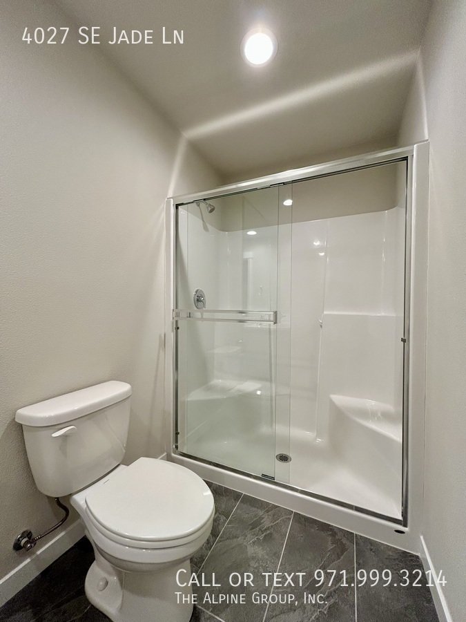 🌹 🛋️ Stylish 2024 Build with Dual Primary Suites | Valentine’s Day Move-In Bonus property image