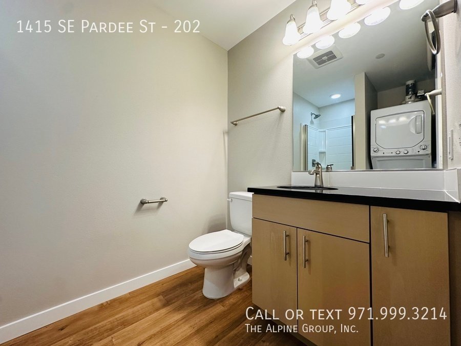 🌿 Modern Tristan 1BR 🌟 Move In by 2/14: Free Rent + Dinner Included! property image