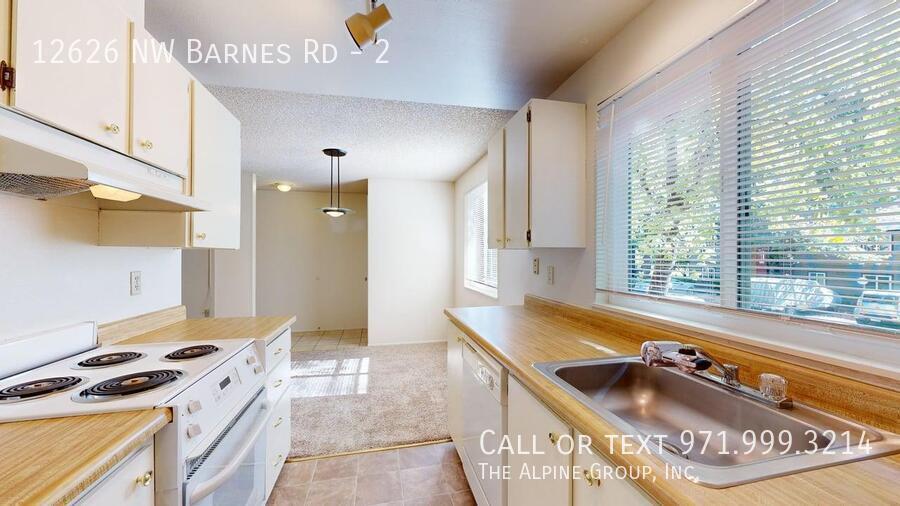 💌 🏡 HALF OFF First Month + Dinner on Us – Westlake Village Condo property image