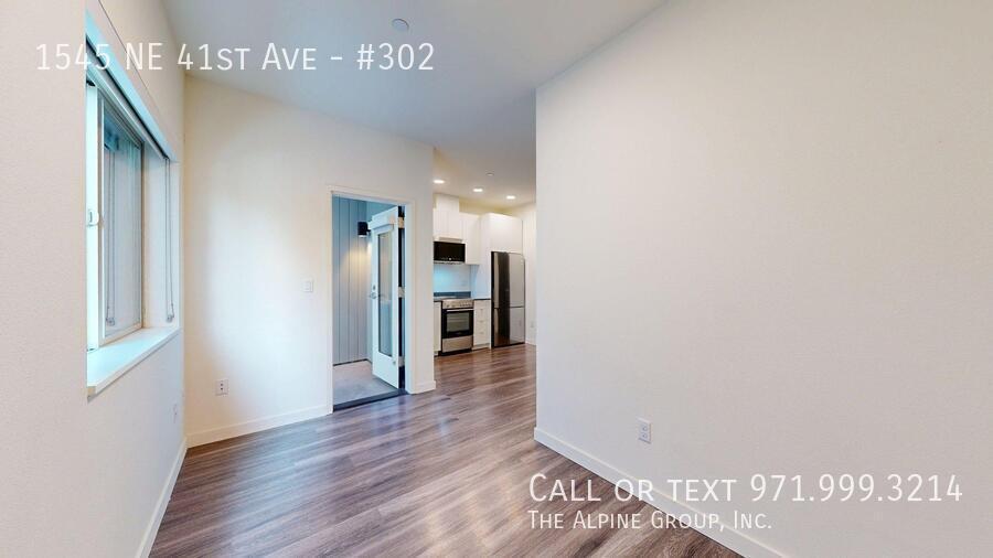 🌹 🏡 Luxury Details & Prime Location at 41 Central | Valentine’s Day Special property image