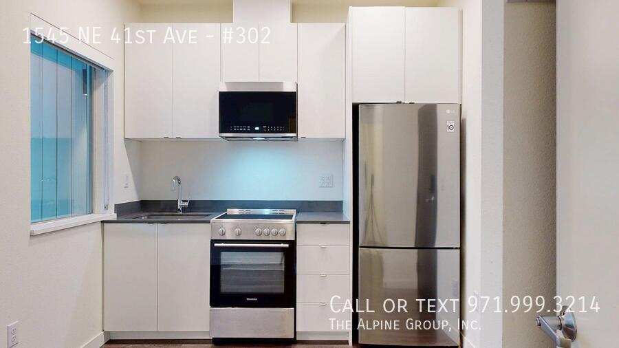 🌹 🏡 Luxury Details & Prime Location at 41 Central | Valentine’s Day Special property image