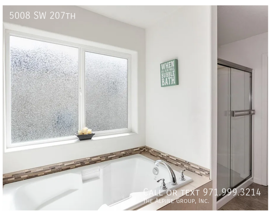 💖 $500 OFF – APPLY BY 2/9 ☀️ Like-New Home + Valentine’s Day $100 Dinner Gift! property image