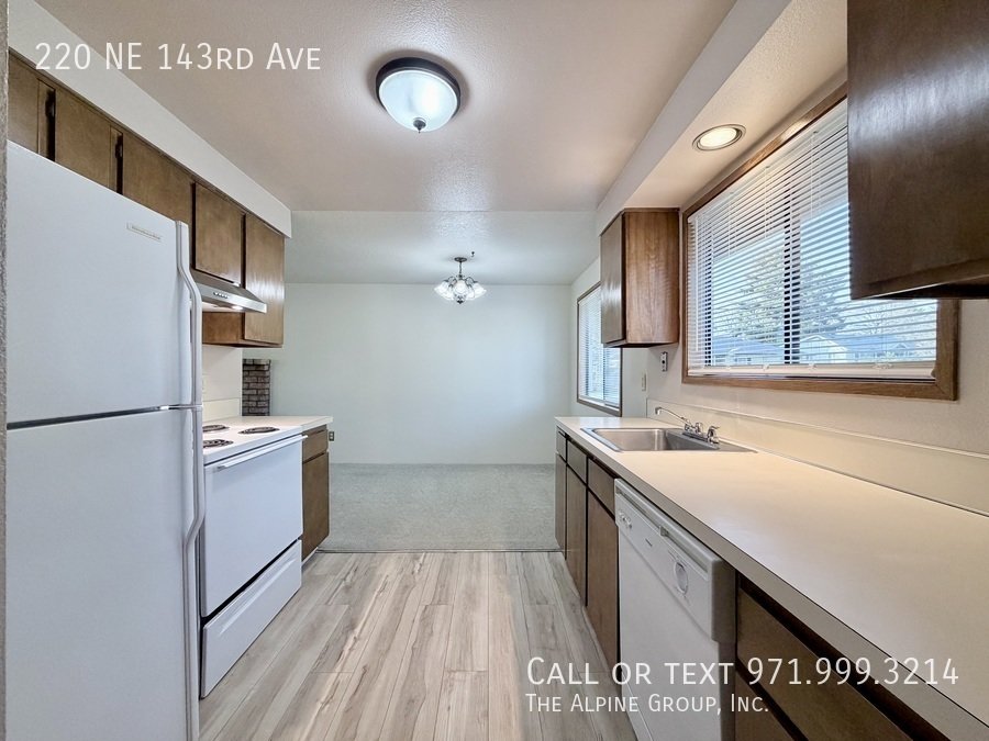 ❤️ Love Where You Live! End-Unit Comfort + $100 Dinner Gift 🍷 property image