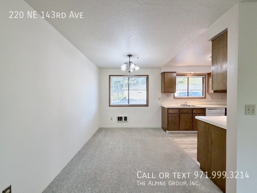 ❤️ Love Where You Live! End-Unit Comfort + $100 Dinner Gift 🍷 property image