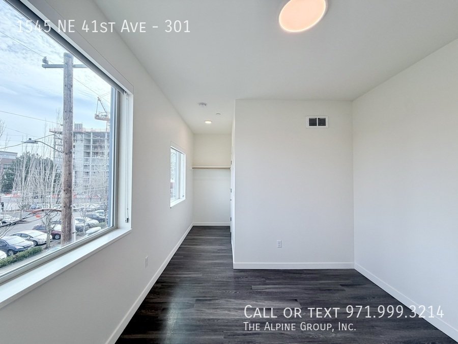 💝 Move-In by 2/14: 🏡 Luxury Details & Prime Location at 41 Central property image