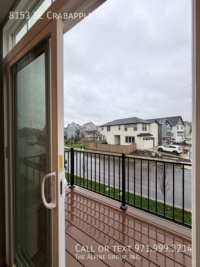 🌹 $250 OFF + Valentine’s Day $100 Dinner Gift! ✨ property image