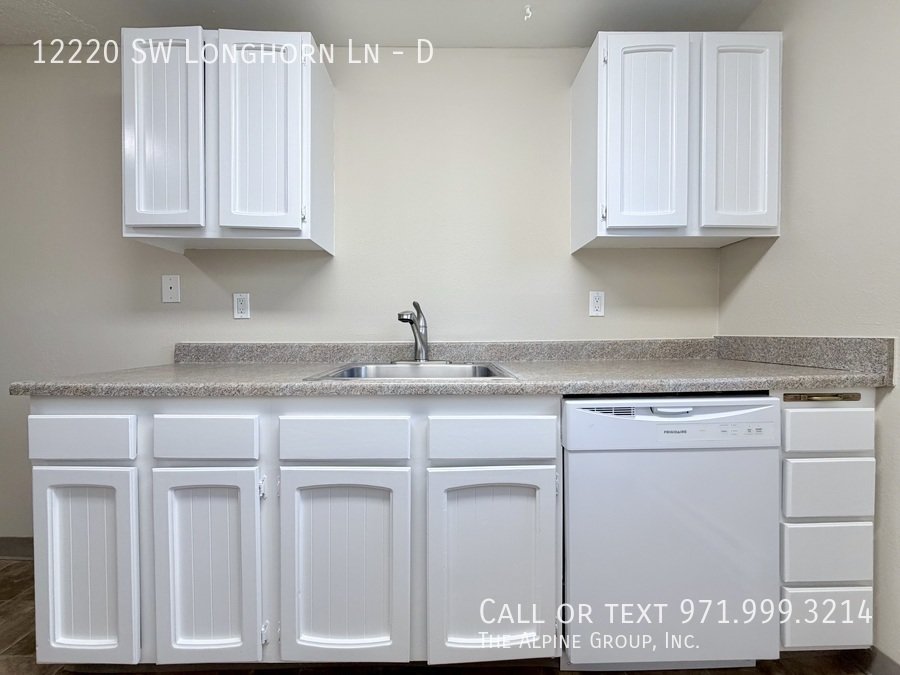 First Month FREE 🌿 Cozy Top-Level 2BR with Private Covered Deck property image