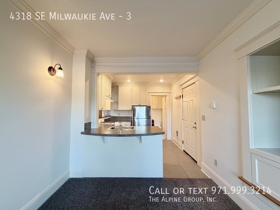 🏡 Cozy Studio 🔥 Built-In Storage | $300 OFF + Dinner On Us 💝 property image