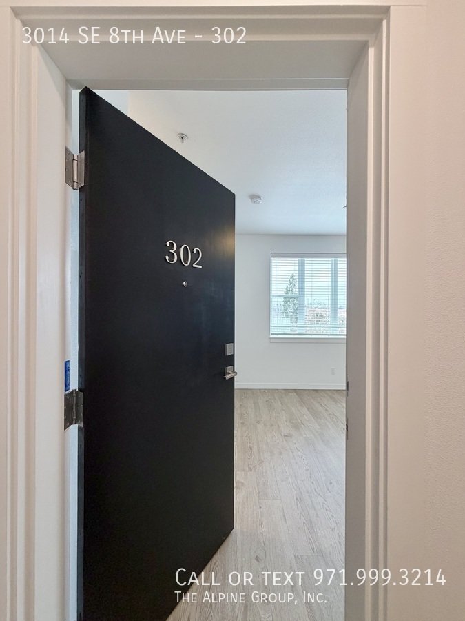 ❤️ Valentine’s Special: FREE Month + $100 Gift! property image