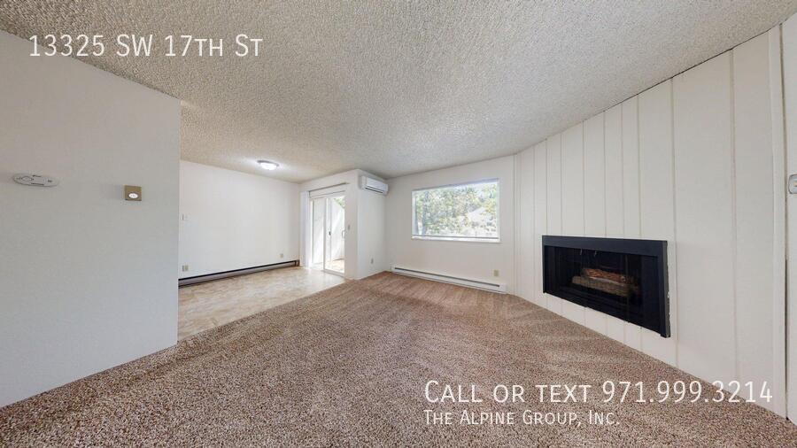 🌟 Quiet Corner Unit with Prime Location property image