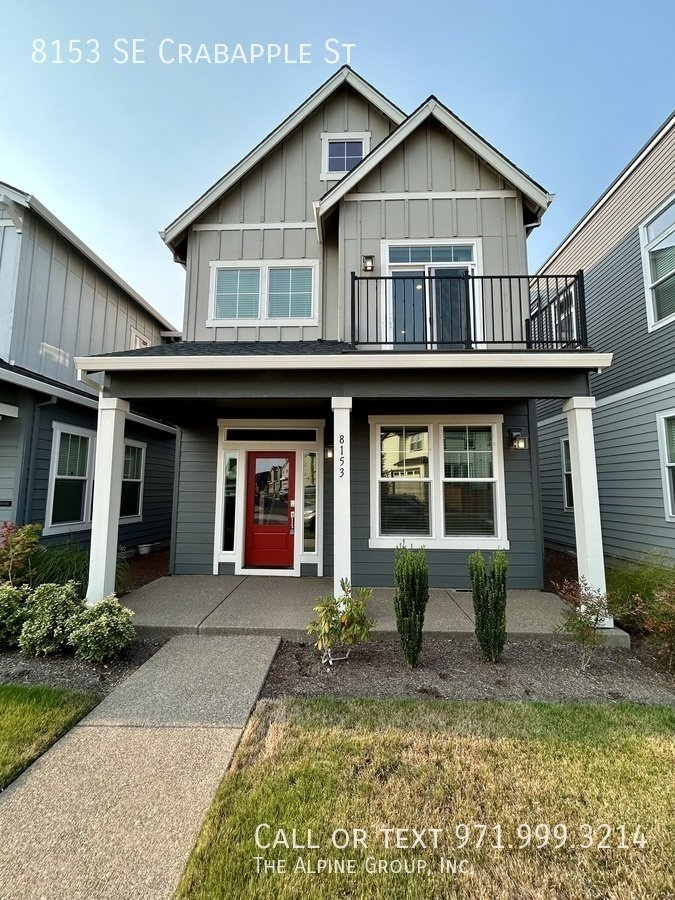 🍲 Granite Island + Stainless Appliances + Smart Fridge property image