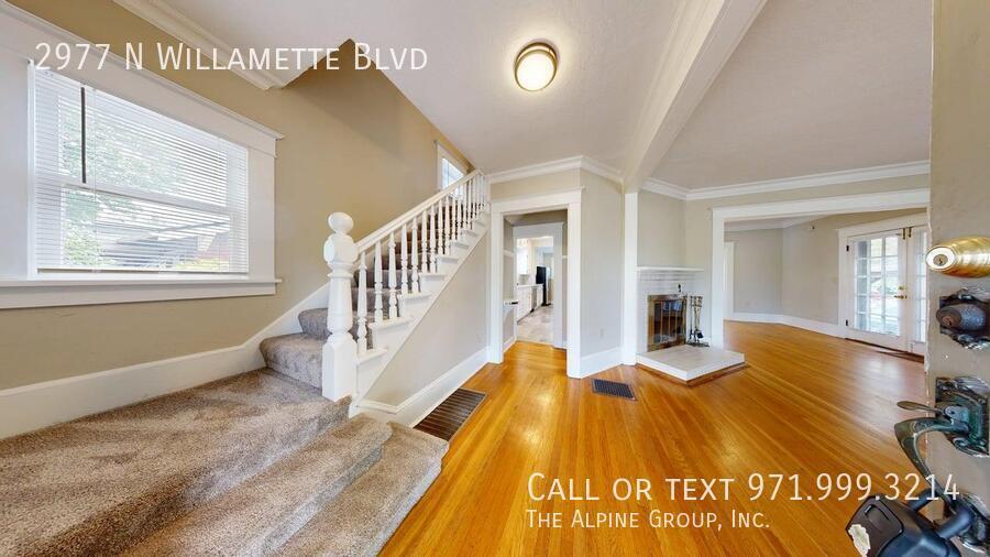 Charming Updated Home with River Views in North Portland 🌿 property image