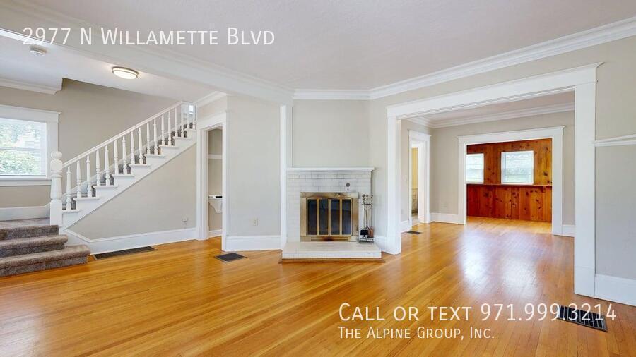 Charming Updated Home with River Views in North Portland 🌿 property image