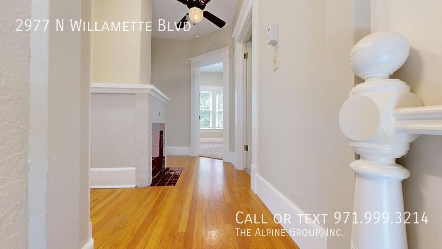 Charming Updated Home with River Views in North Portland 🌿 property image