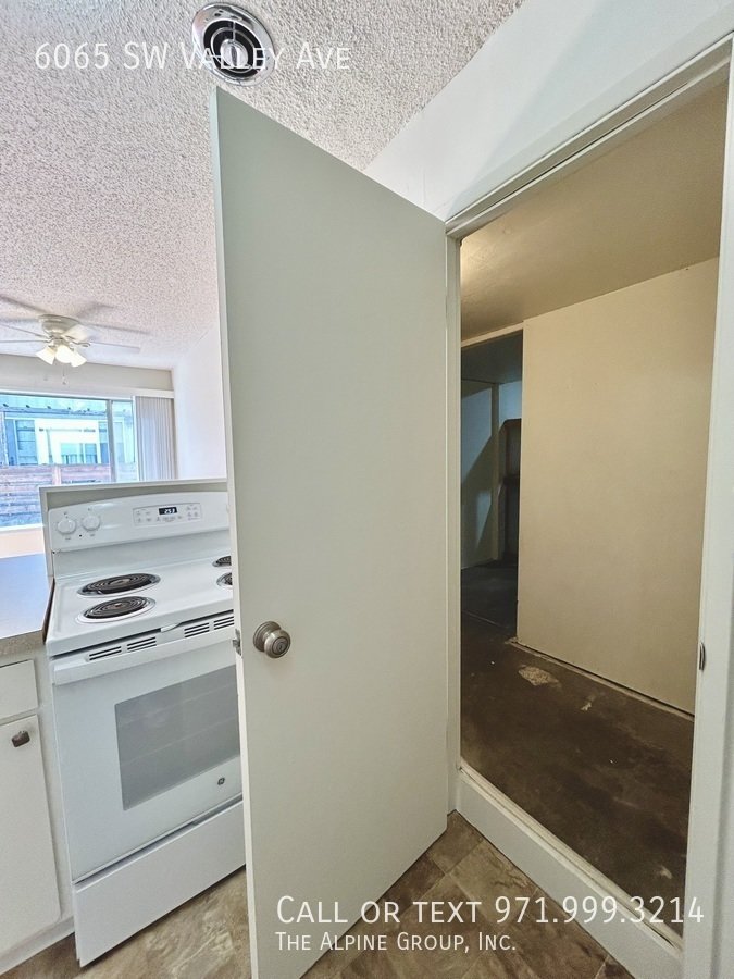 Townhome‑Style 2 Bedroom / 1.5 Bath in a Small 4‑Unit Community! property image