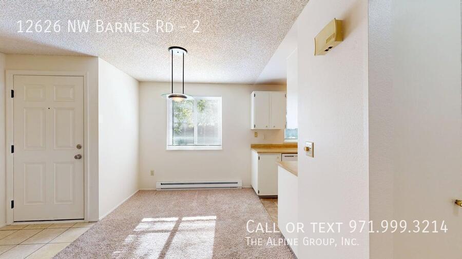 🌿 Westlake Village Condo – Ground‑Floor Living in a Peaceful Community property image