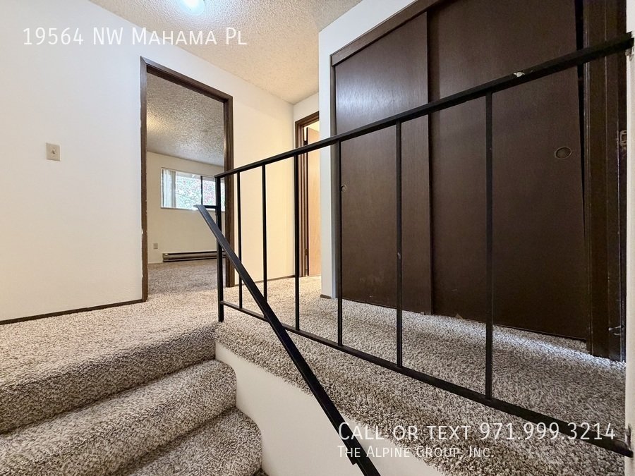 Charming Rock Creek Townhome | 2 Bed / 1.5 Bath | Private Patio + In‑Unit Laundry property image