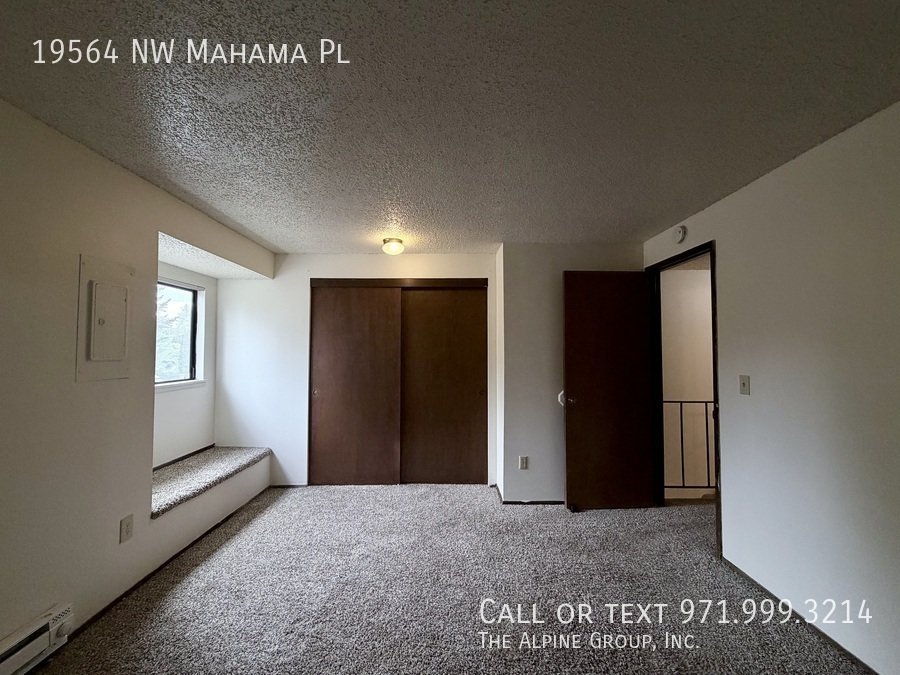 Charming Rock Creek Townhome | 2 Bed / 1.5 Bath | Private Patio + In‑Unit Laundry property image