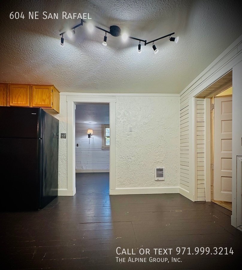 ✨ Irvington Historic Carriage House | 1,335 Sq Ft + Bonus Room property image